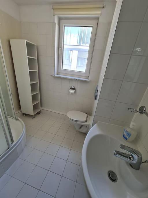 10q - Z6 706 Apartment